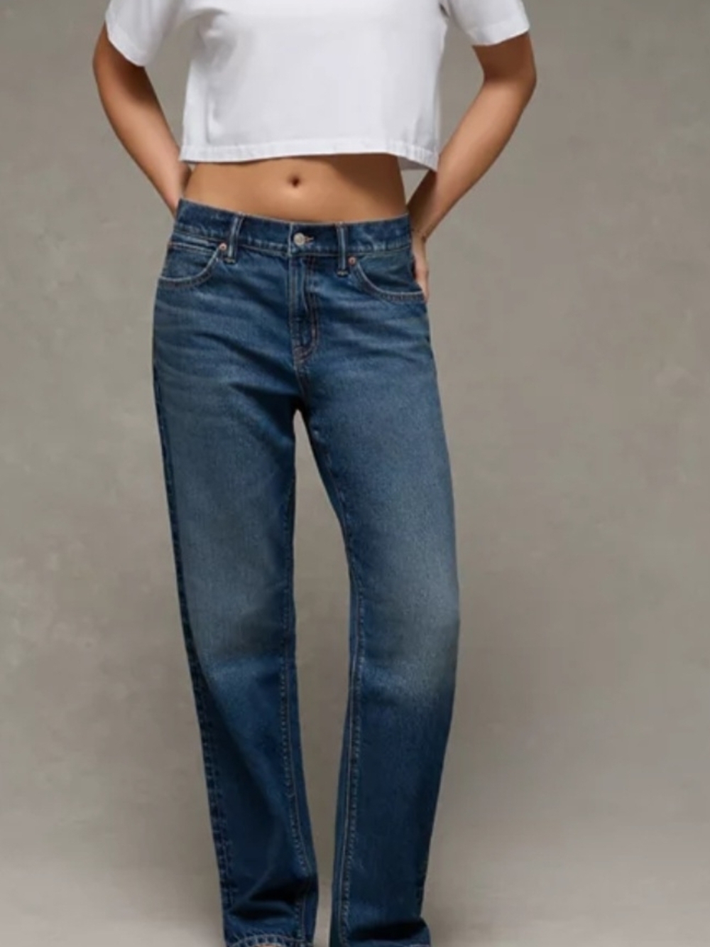 American Eagle Strigid Low Rise Ex Boyfriend Jeans NEW sz 8